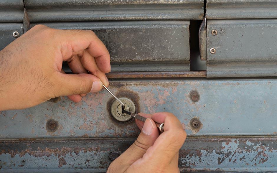 changer serrure de porte La Verrière