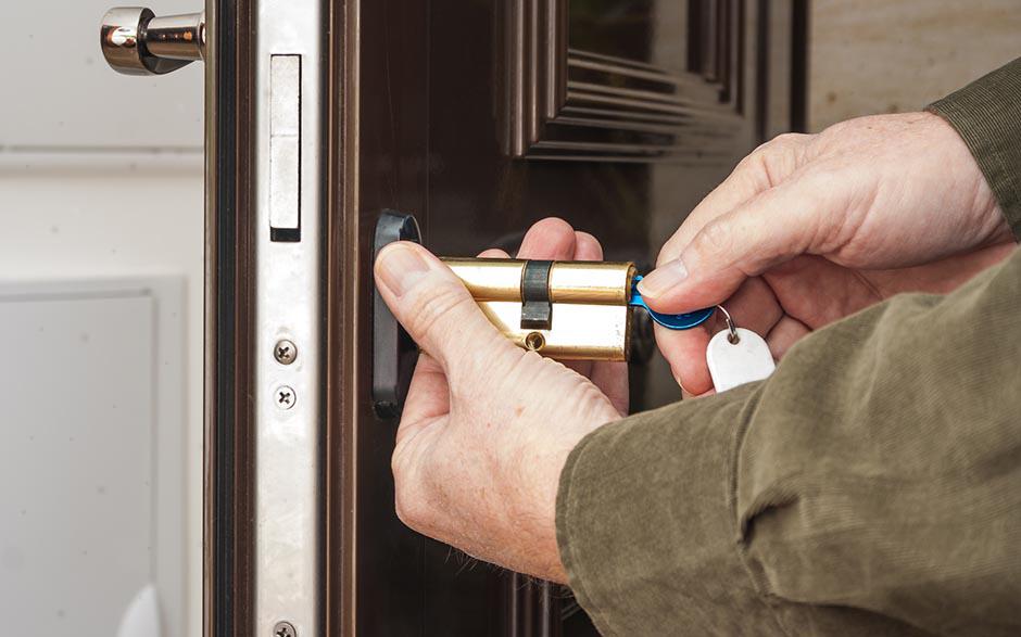 changement serrure locataire Les Clayes-sous-Bois